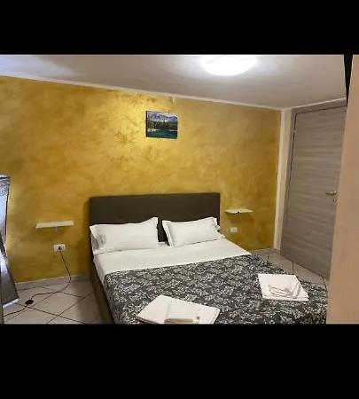 Airport Orio Bergamo Guest house *