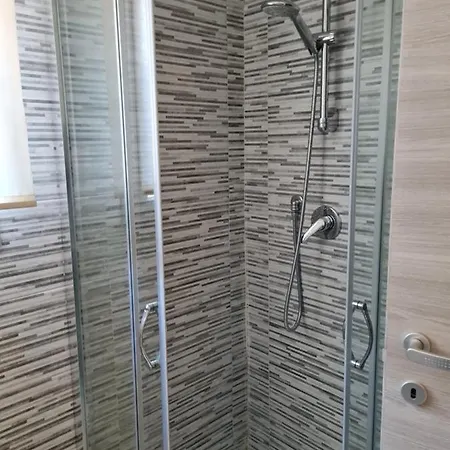Airport Orio Bergamo Guest house