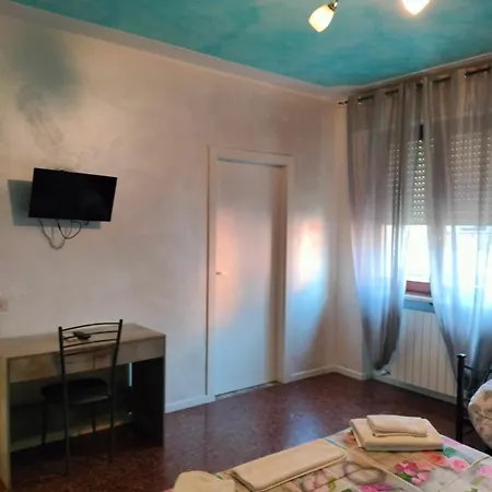 Airport Orio Bergamo Guest house Orio al Serio